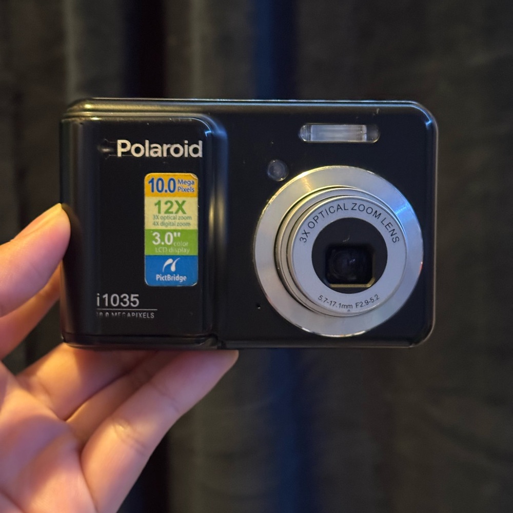 Polaroid i1035 Digital Camera in Black